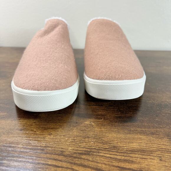 Vince Blair Shearling Sneakers 9 Womens Light Taupe Wool Shearling Lined Slip On - Picture 5 of 13